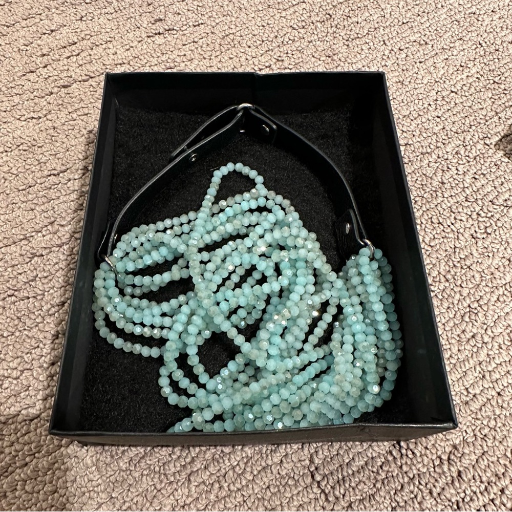 Beaded Necklace - Picture 4 of 4